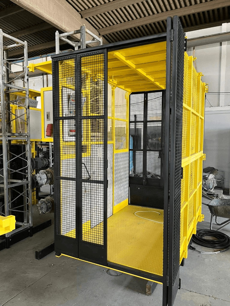ALPMAKSAN H1500 personnel and material hoist cage